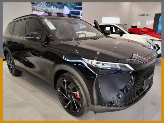 OMODA 7 1.5 TGDI PHEV PRESTIGE DHT OMODA 7 1.5 TGDI PHEV PRESTIGE DHT